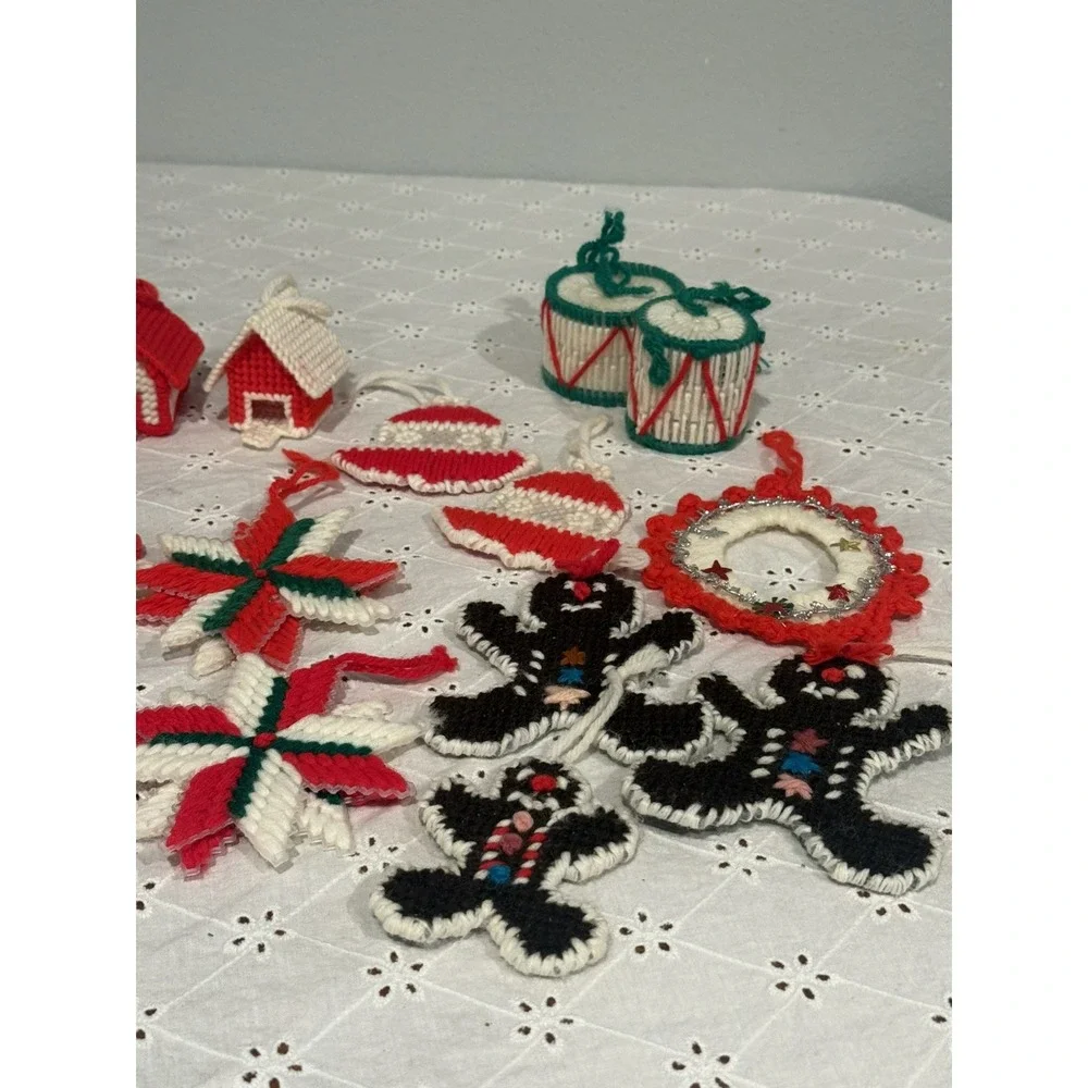 Retro 80s Plastic Canvas‎ Yarn Stitched Christmas Ornament Lot 15